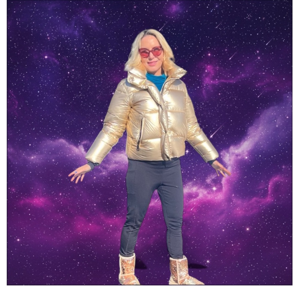 SAM. Metallic Gold Jacket Warm Down Wind and 💧Waterproof